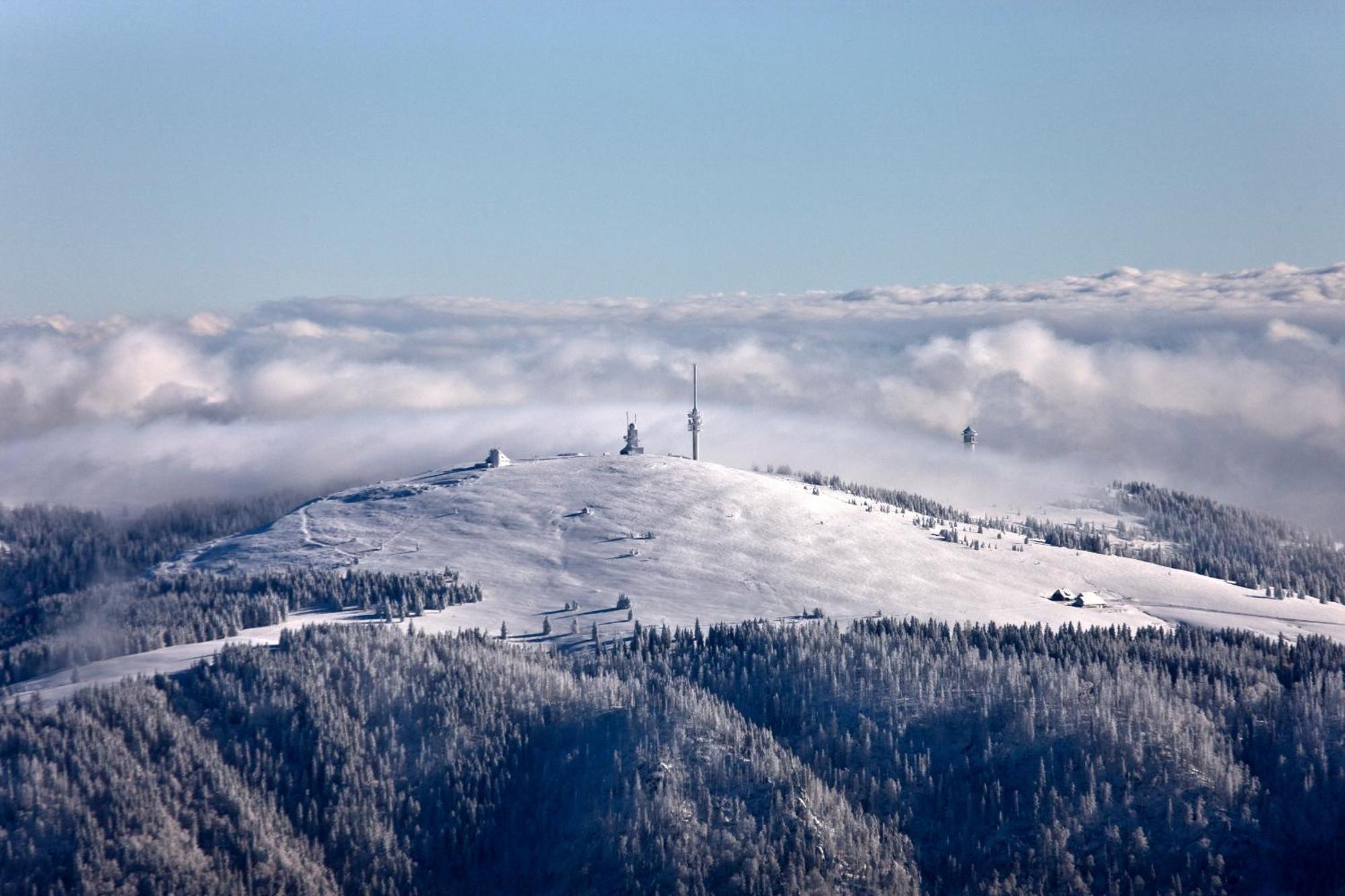 Ferienwohnung Seeblick Nr 2 5-Zimmerwohnung - Feldberg Baerental Rotwasser Buitenkant foto